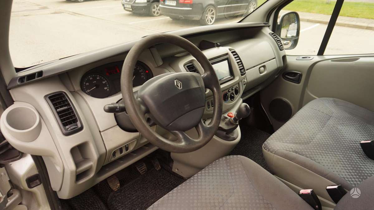 Renault Trafic 2007 — photo 20