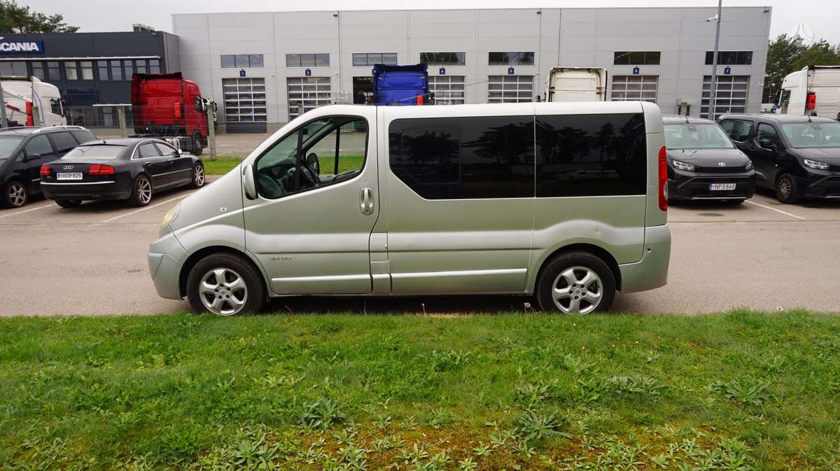 Renault Trafic 2007 — photo 8