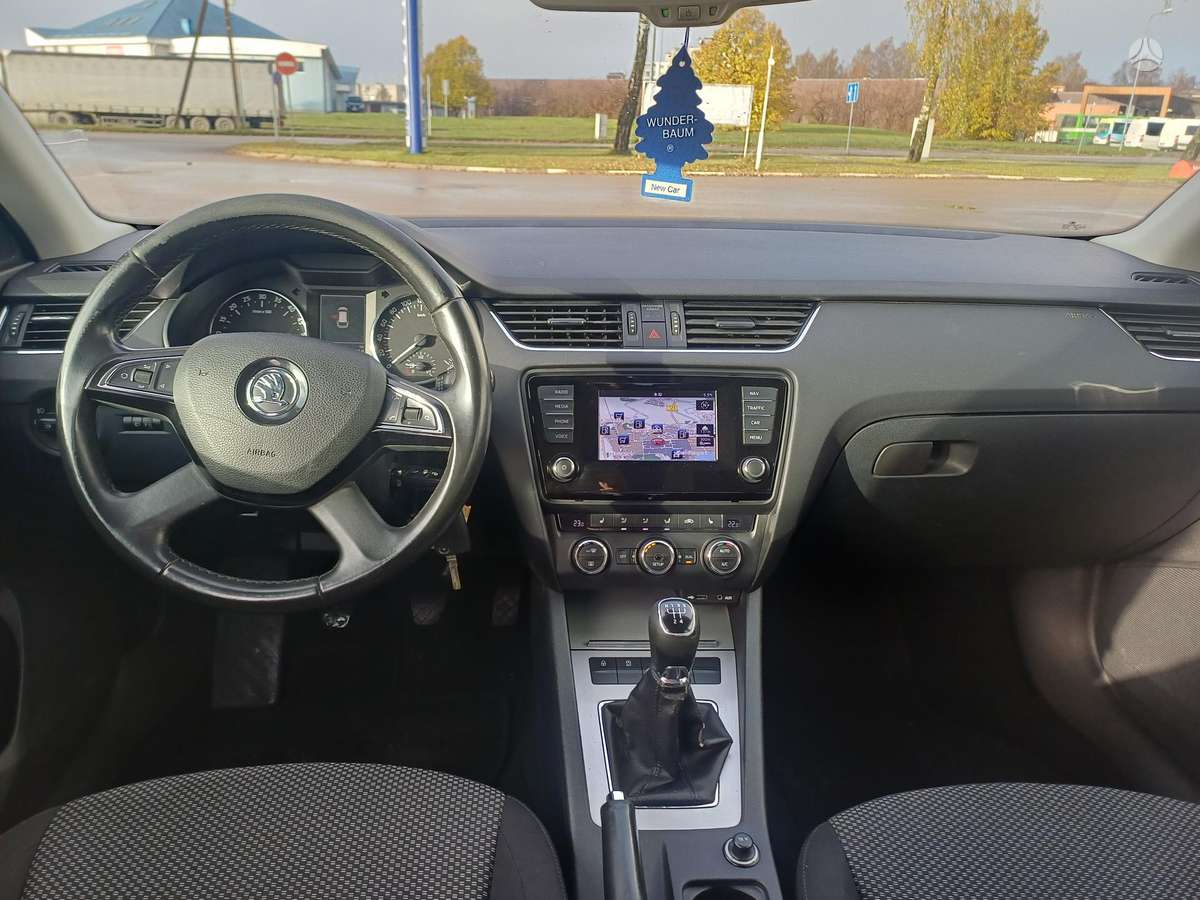 Skoda Octavia 2014 — engine 1598 cm³, 105 HP (77kW)