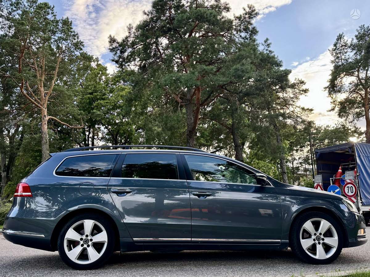 Volkswagen Passat 2012 — photo 15