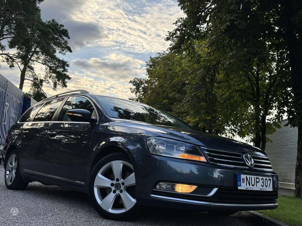Volkswagen Passat 2012 — photo 35