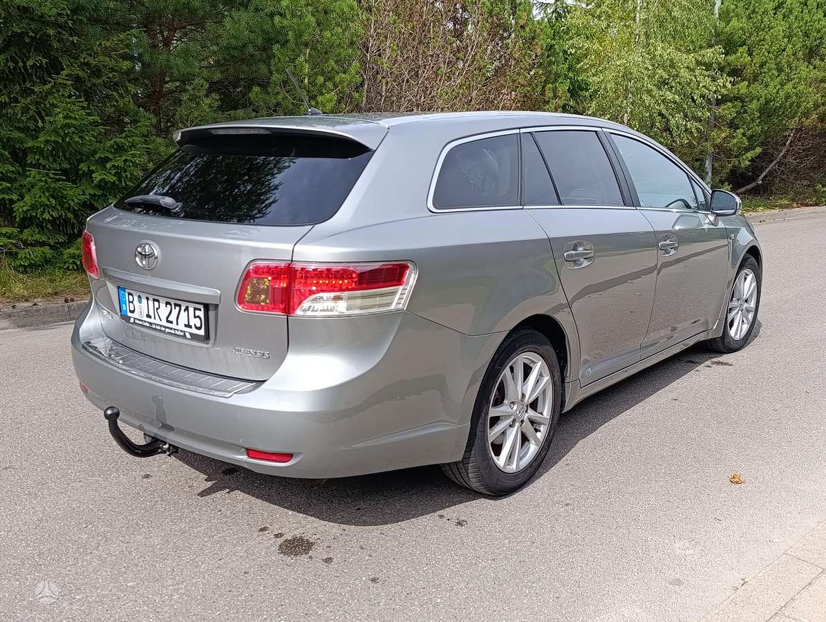 Toyota Avensis 2011 — engine 2231 cm³, 150 HP (110kW)