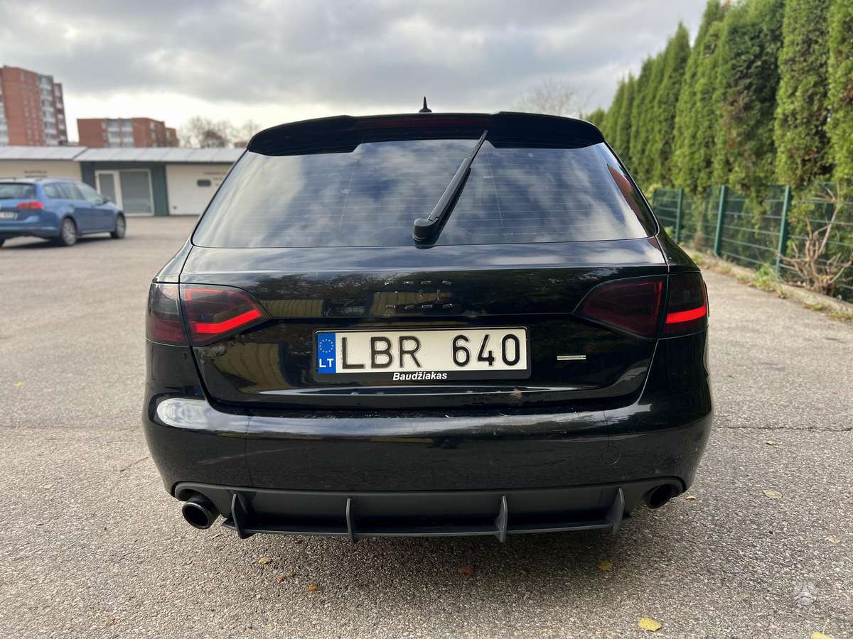 Audi A4 2009 — photo 10