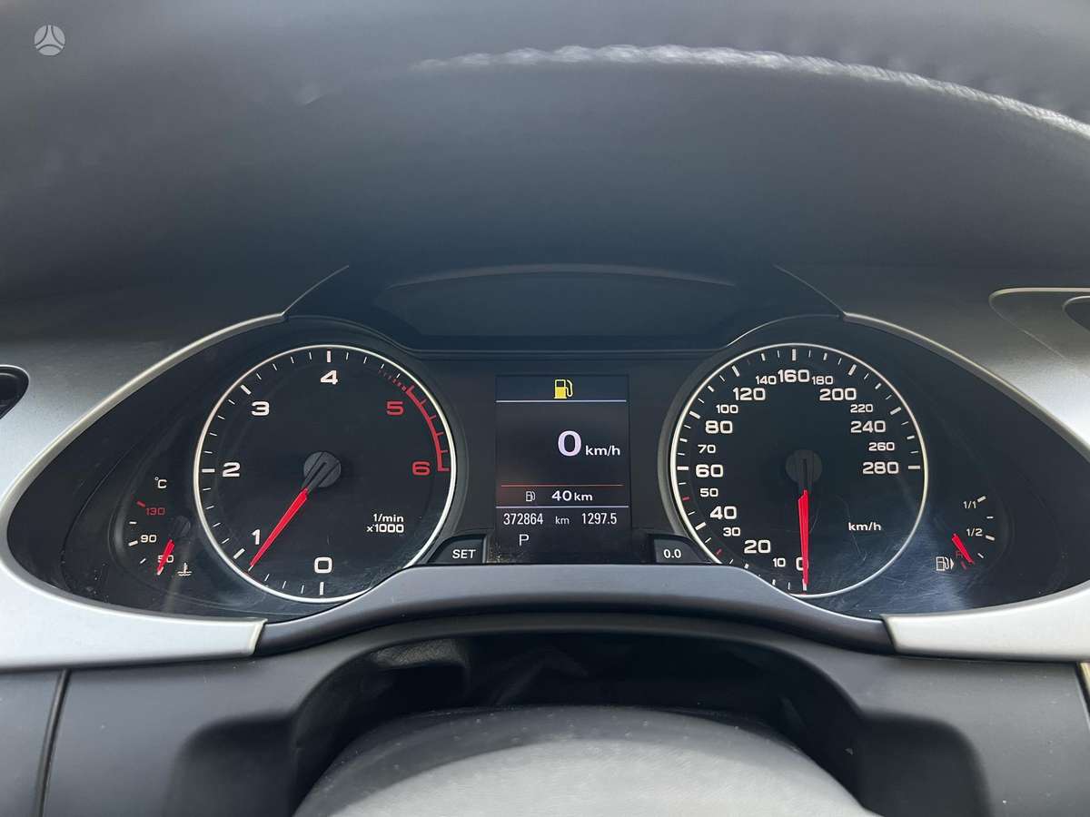 Audi A4 2009 — photo 15
