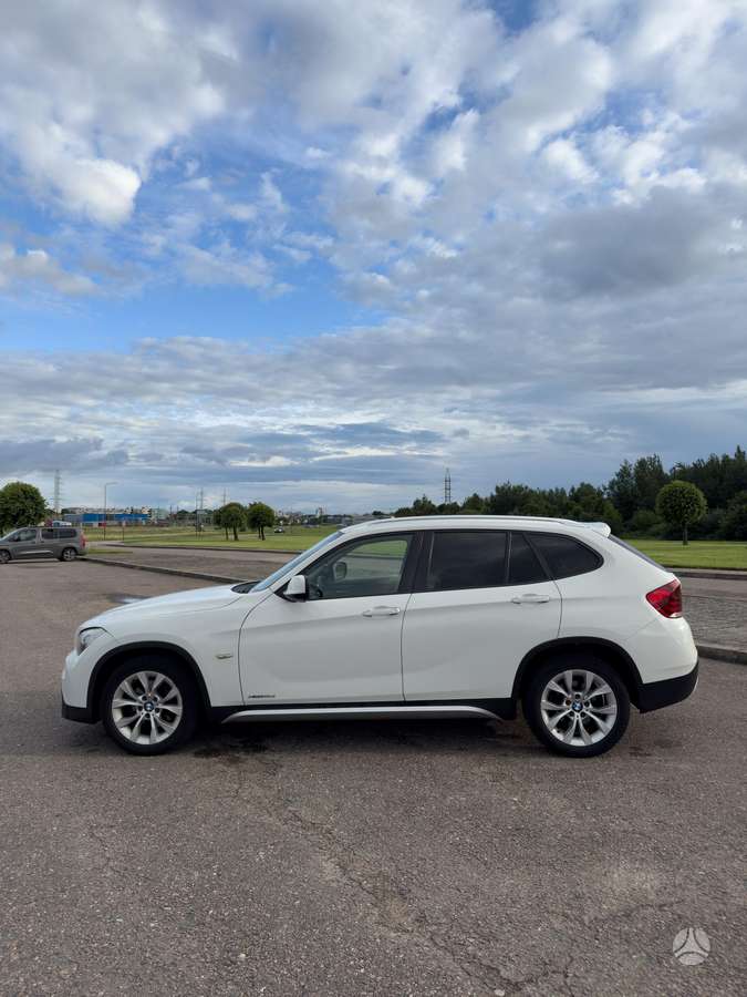 BMW X1 2012 — photo 5