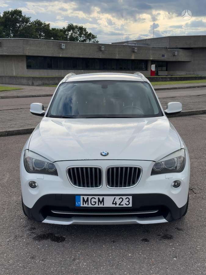 BMW X1 2012 — photo 7