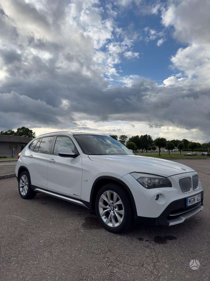 BMW X1 2012 — photo 9