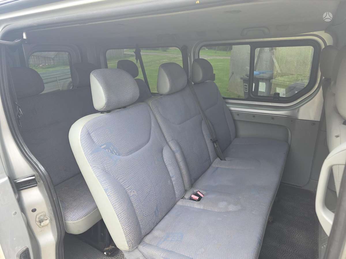 Renault Trafic 2004 — photo 5