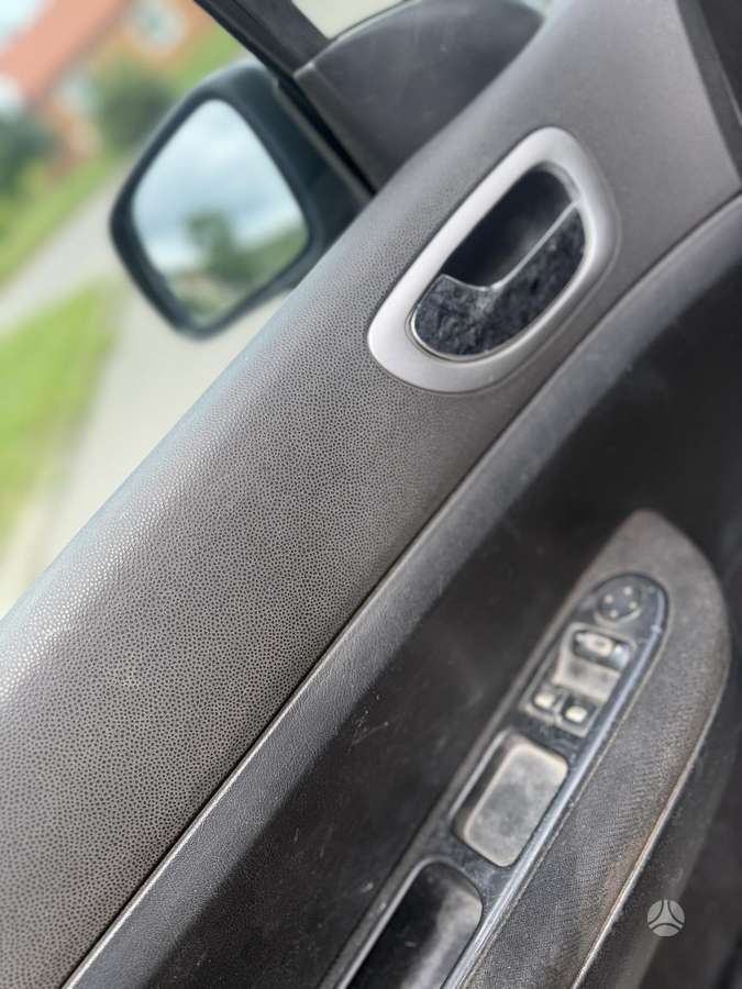 Peugeot 307 2005 — photo 16