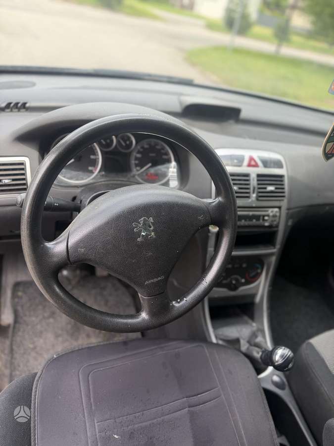 Peugeot 307 2005 — photo 18
