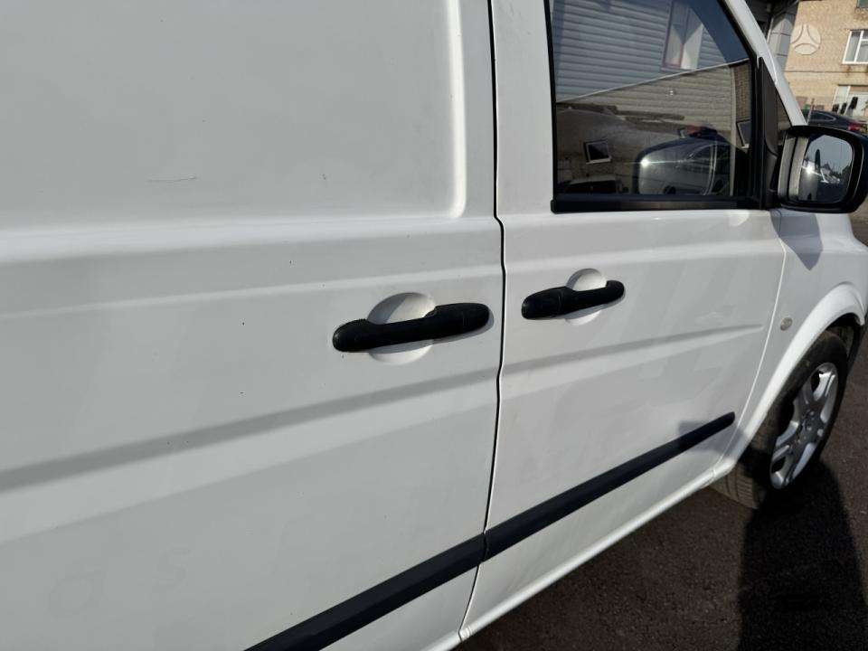 Mercedes-Benz Vito 2012 — photo 18