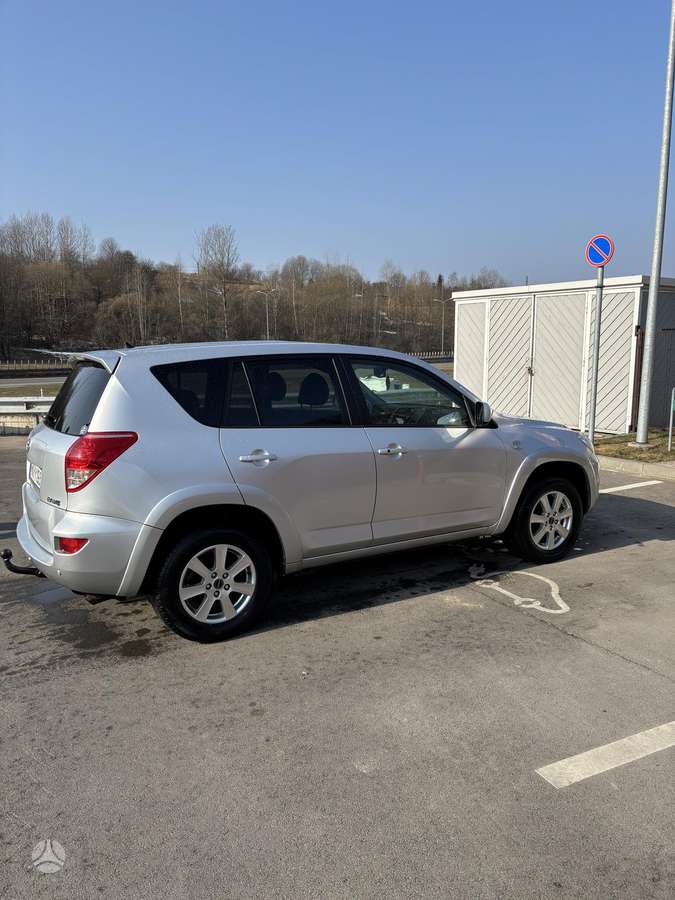 Toyota RAV4 2008 — engine 2231 cm³, 177 HP (130kW)