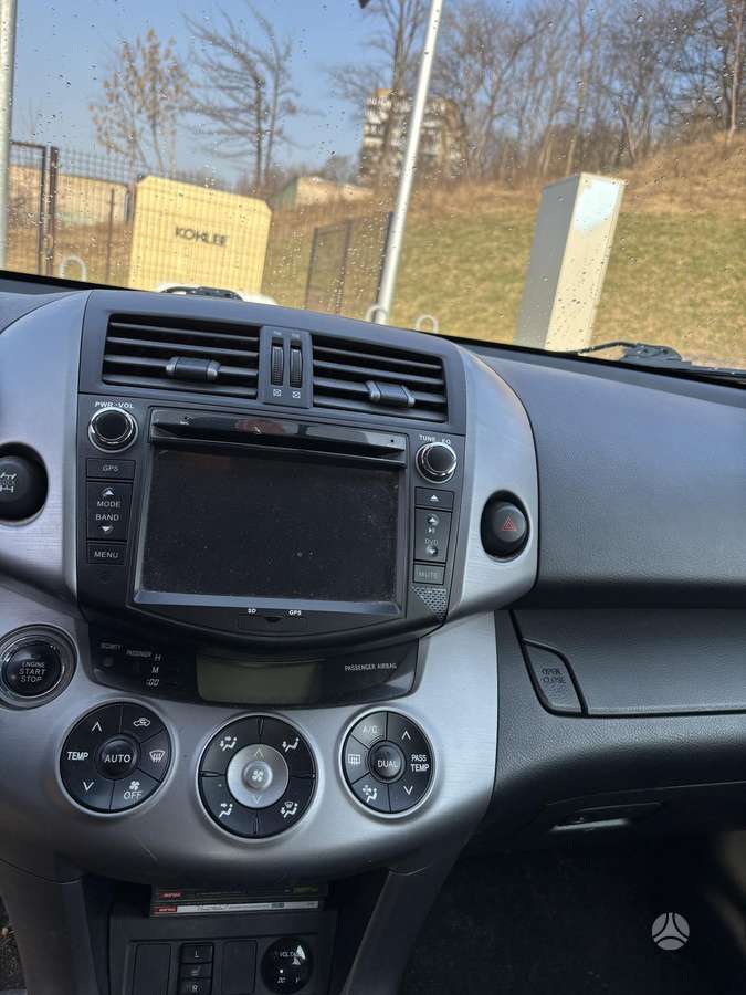 Toyota RAV4 2008 — photo 7