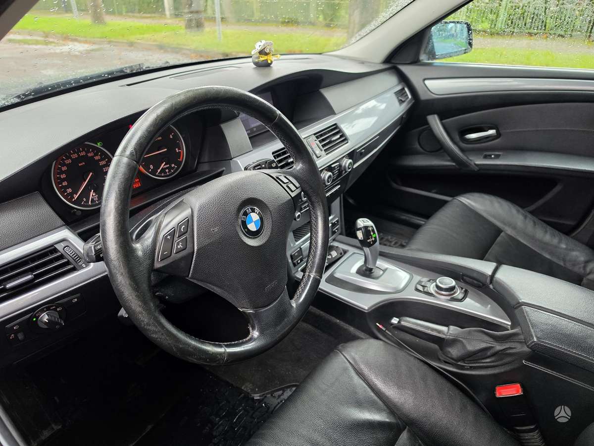 BMW 520 2008 — photo 7