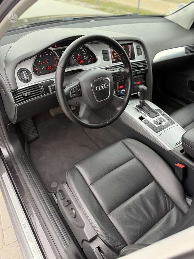 Audi A6 2010 — photo 10