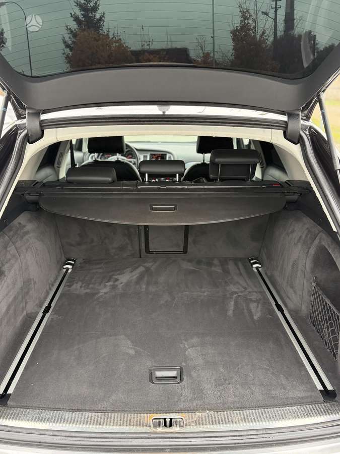 Audi A6 2010 — photo 26