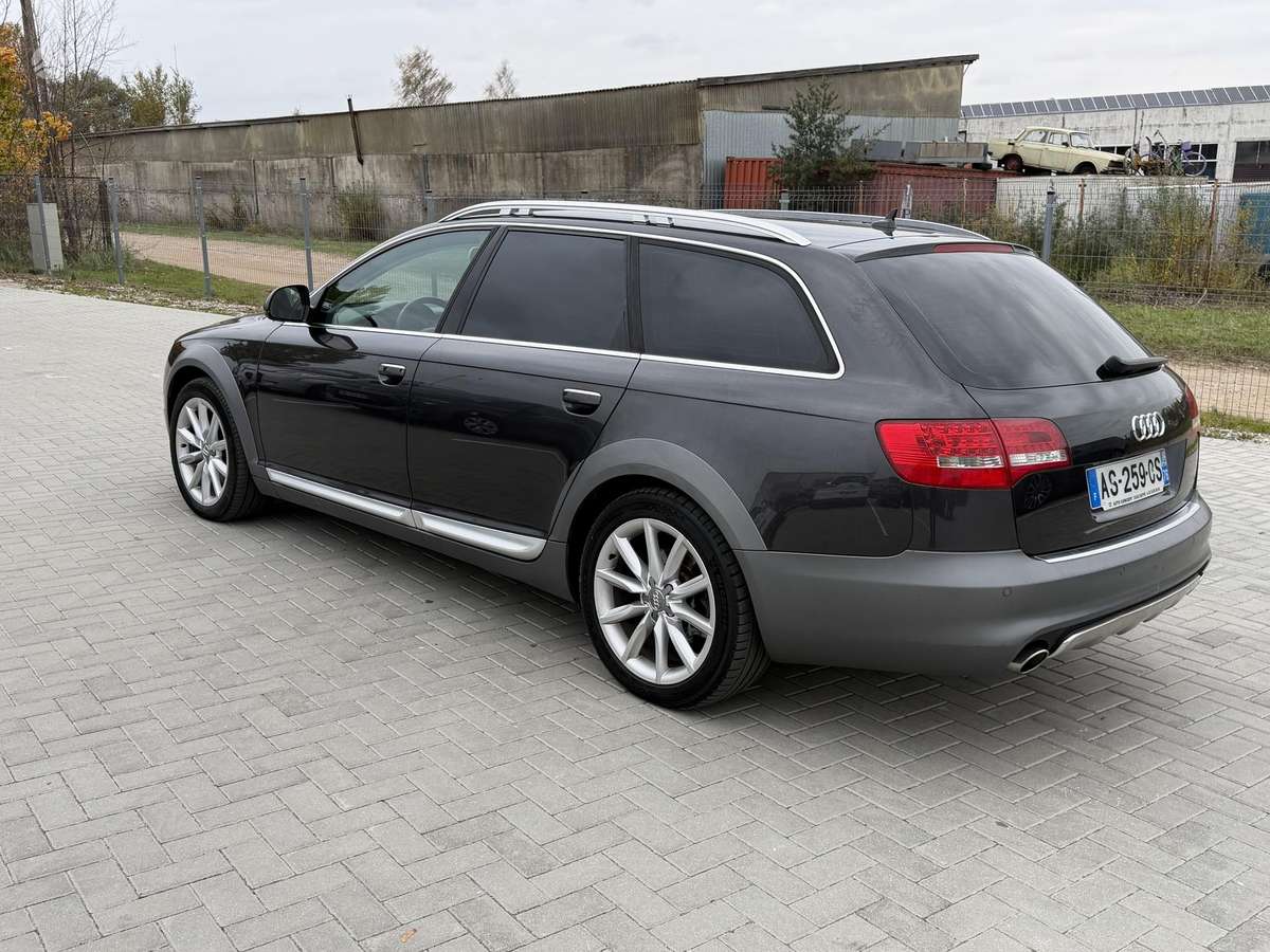 Audi A6 2010 — photo 6