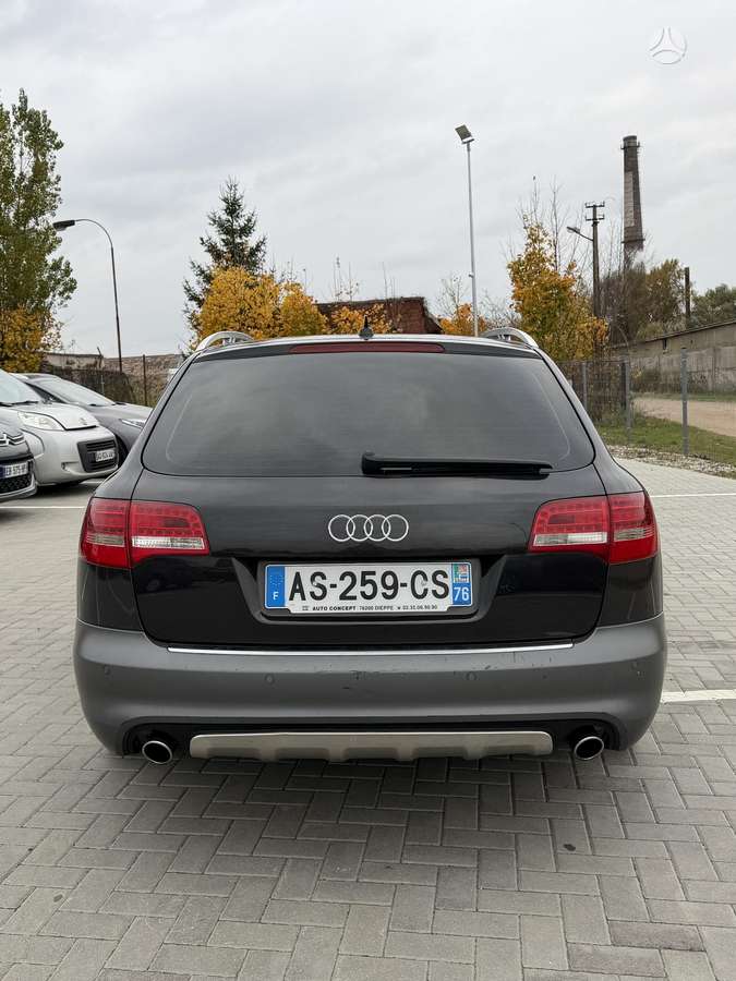 Audi A6 2010 — photo 7