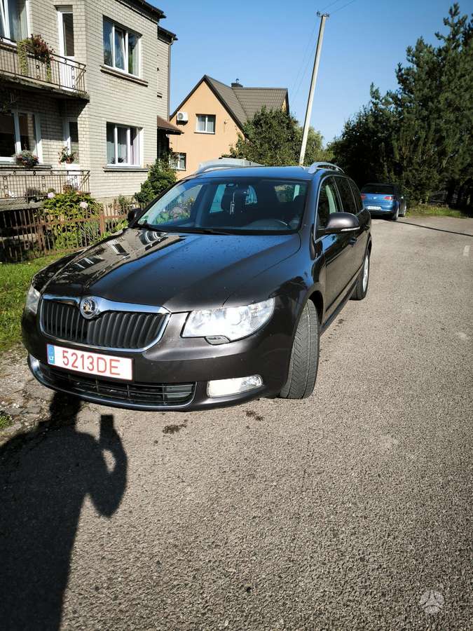 Skoda Superb 2010 — photo 11