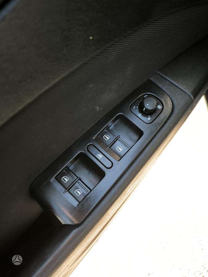 Skoda Superb 2010 — photo 23