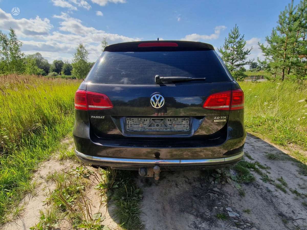 Volkswagen Passat 2011 — photo 5
