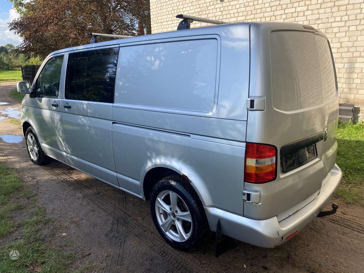 Volkswagen Transporter 2008 — interior