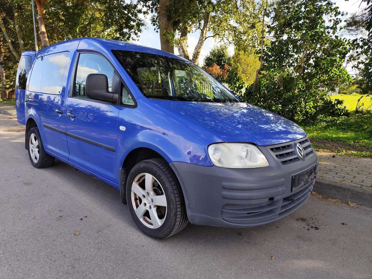 Volkswagen Caddy 2008 — rear view