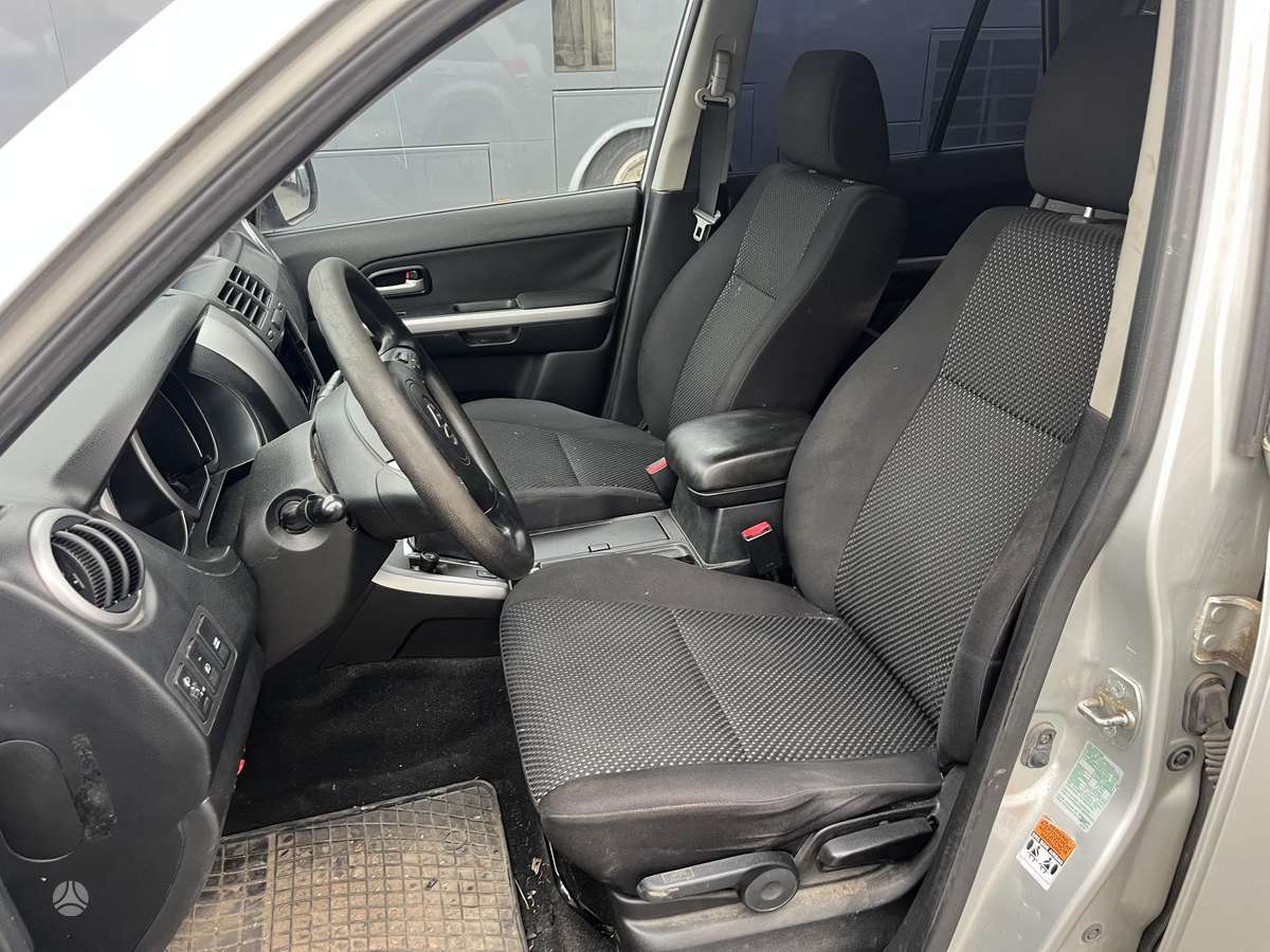 Suzuki Vitara 2006 — photo 6
