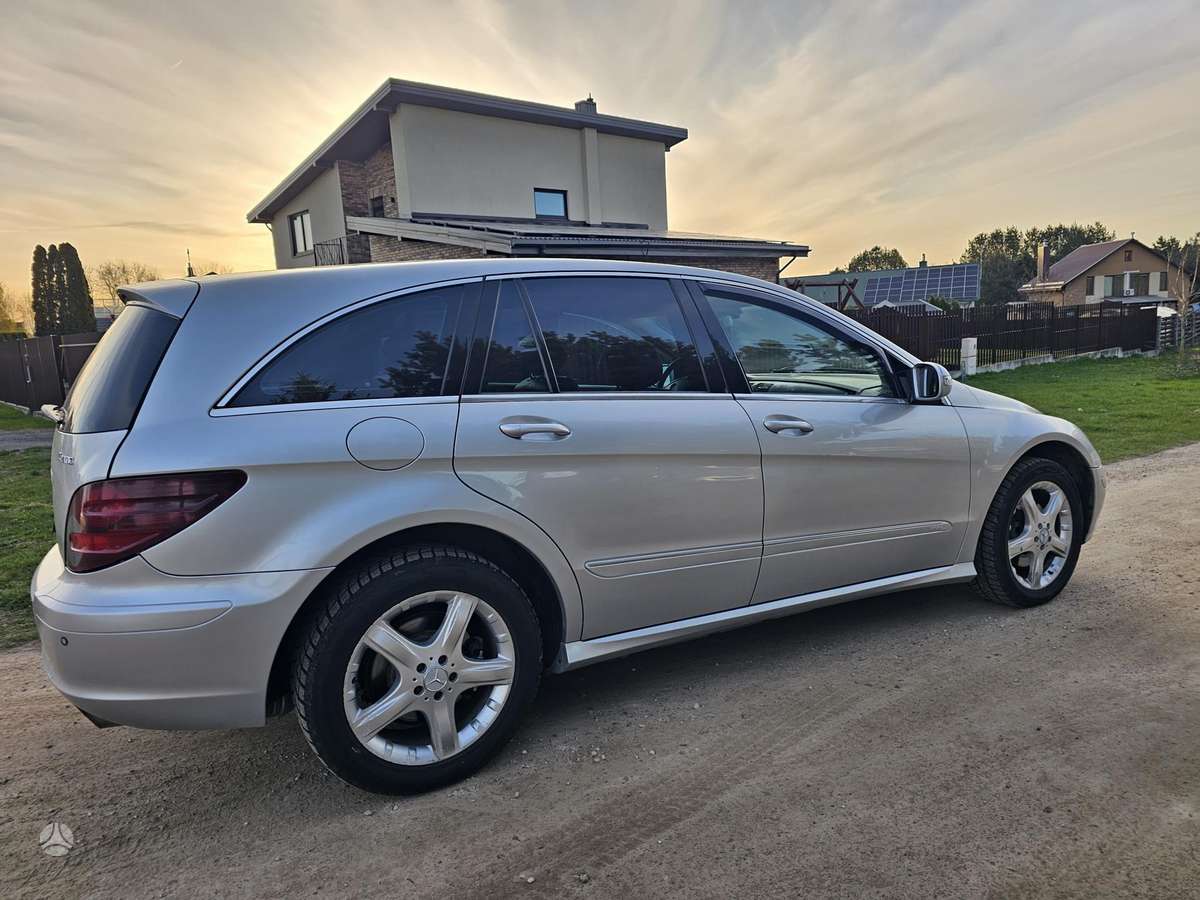 Mercedes-Benz R320 2006 — photo 11