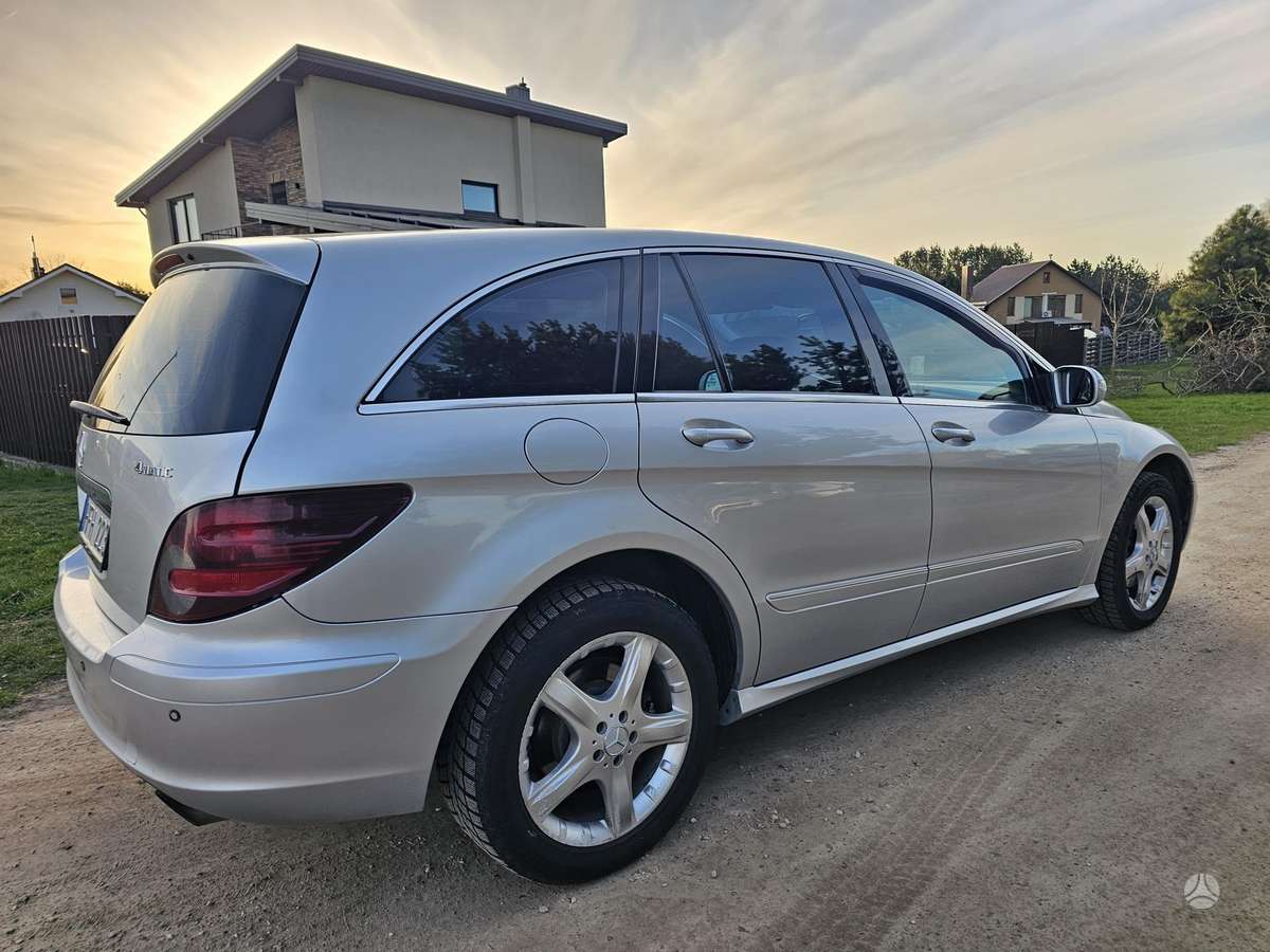 Mercedes-Benz R320 2006 — photo 12