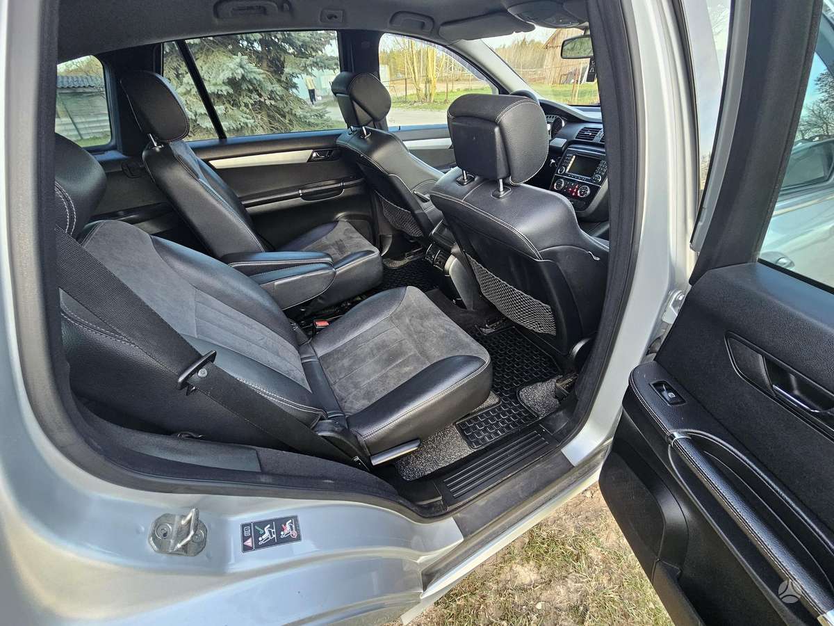 Mercedes-Benz R320 2006 — photo 21
