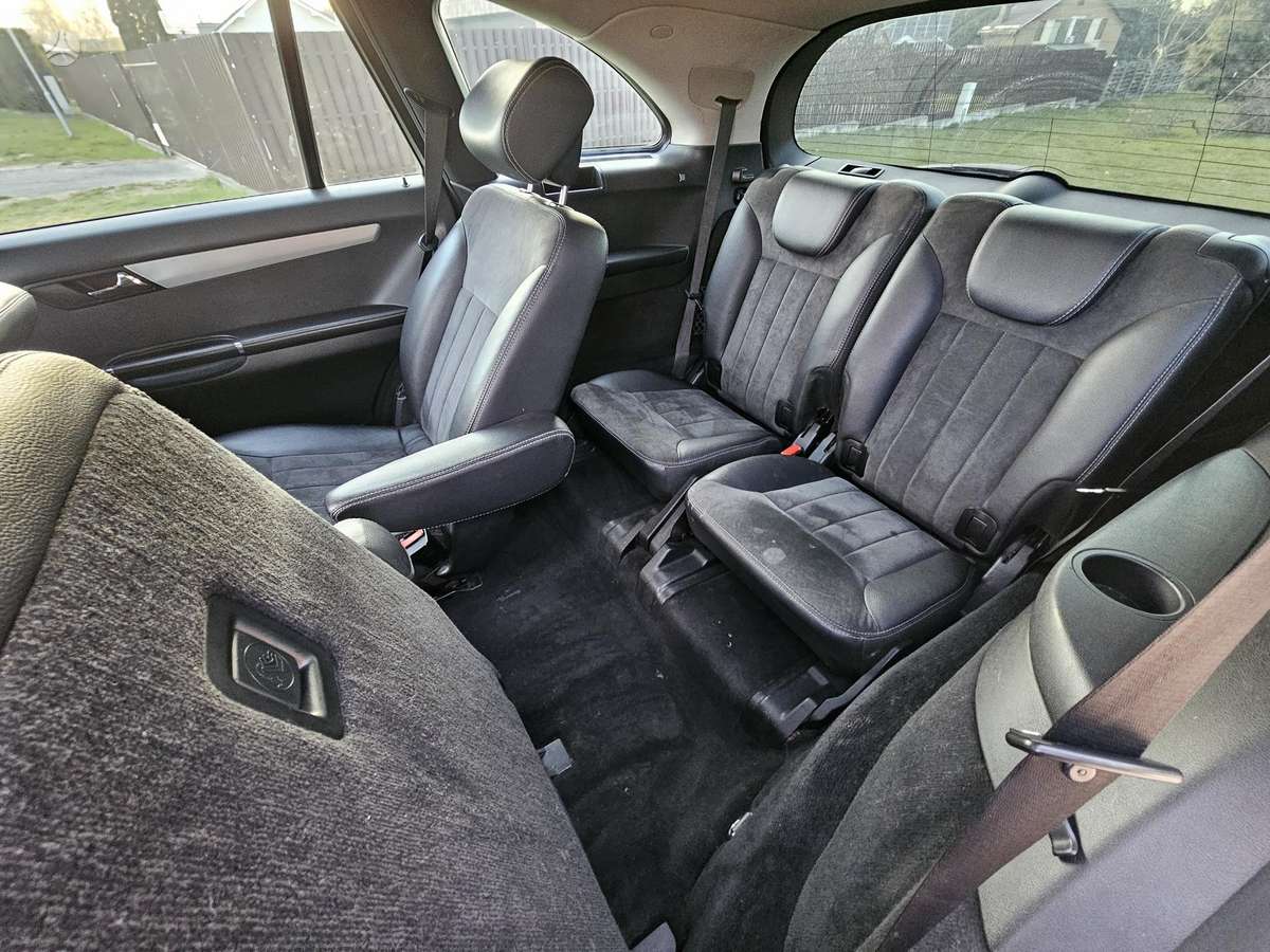 Mercedes-Benz R320 2006 — photo 25