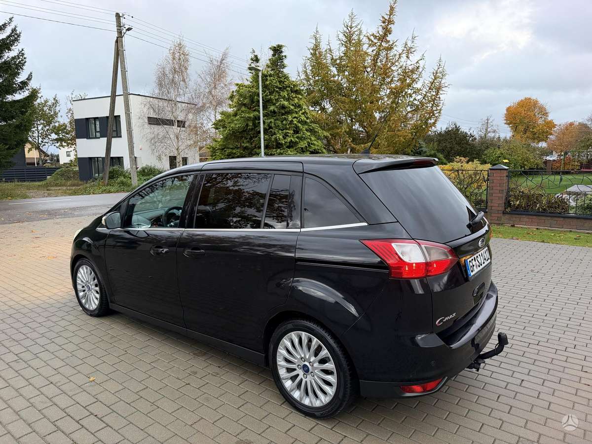 Ford Grand 2011 — photo 7