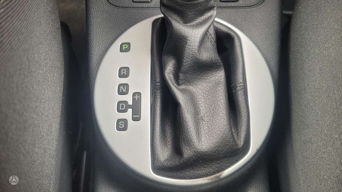 Skoda Fabia 2009 — photo 25