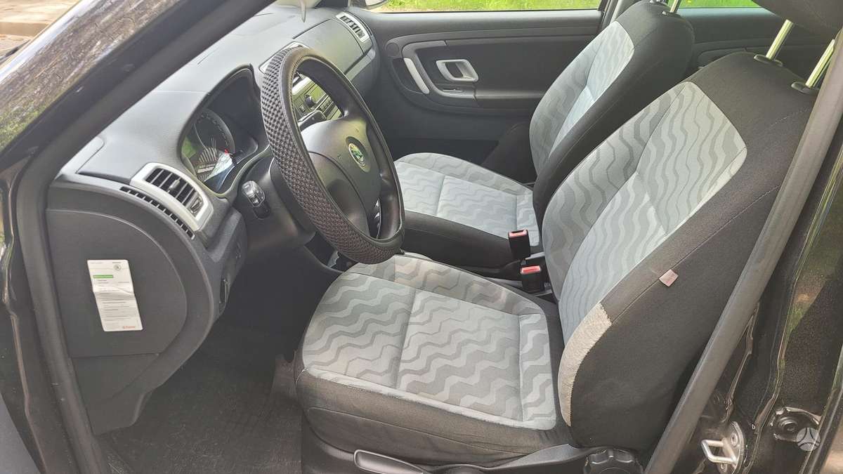 Skoda Fabia 2009 — photo 26