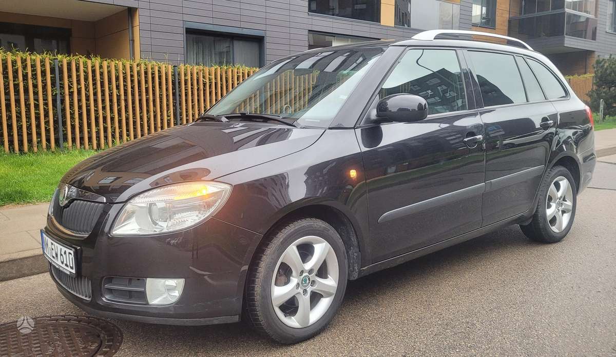 Skoda Fabia 2009 — interior
