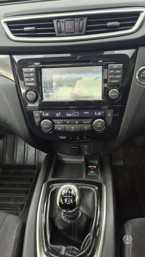 Nissan X-Trail 2014 — photo 14