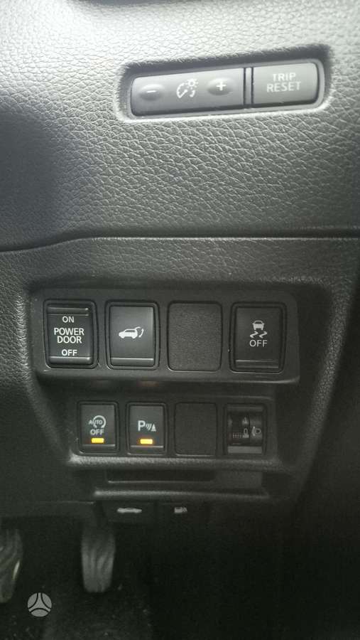 Nissan X-Trail 2014 — photo 17
