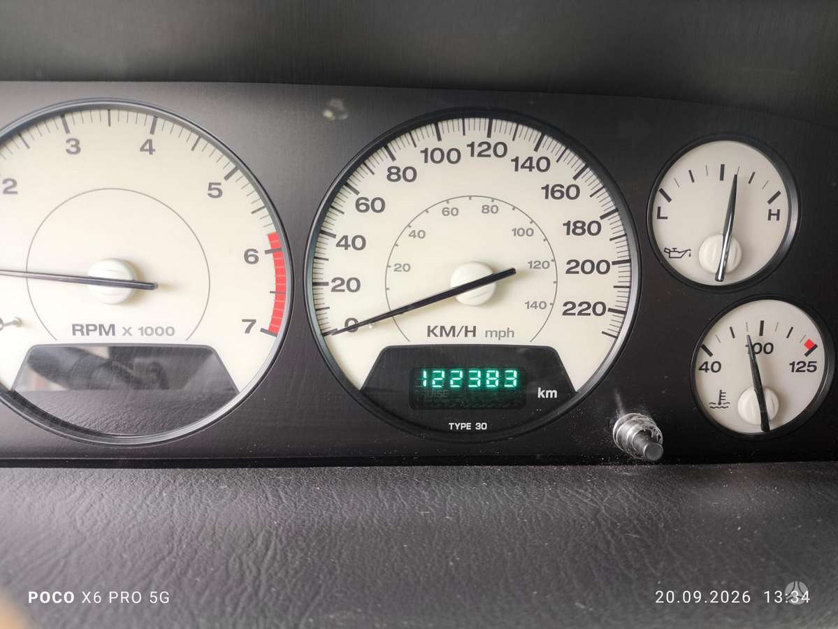 Jeep Grand 2004 — photo 20