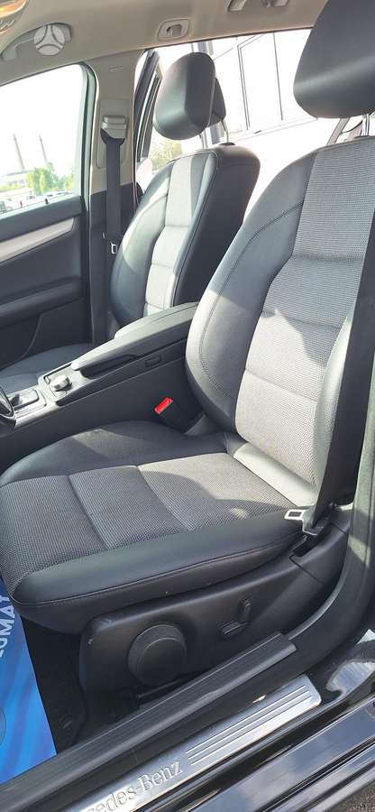 Mercedes-Benz C220 2012 — photo 15