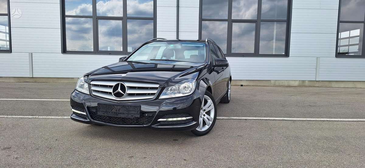 Mercedes-Benz C220 2012 — photo 6