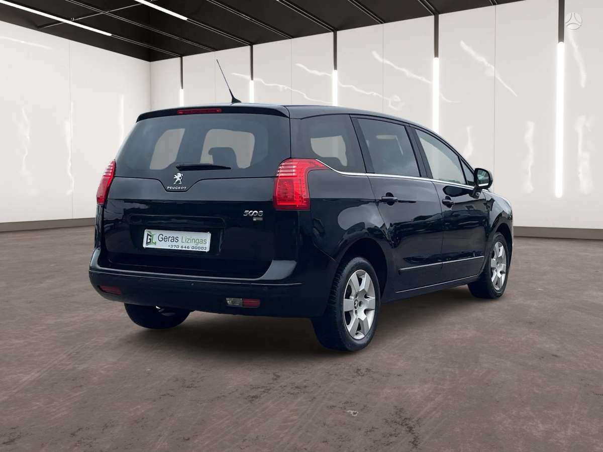 Peugeot 5008 2014 — engine 1560 cm³