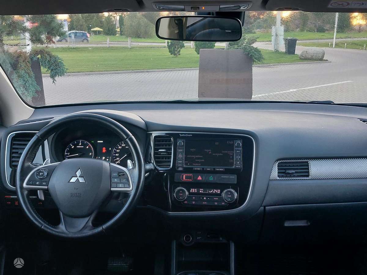 Mitsubishi Outlander 2014 — фото 10
