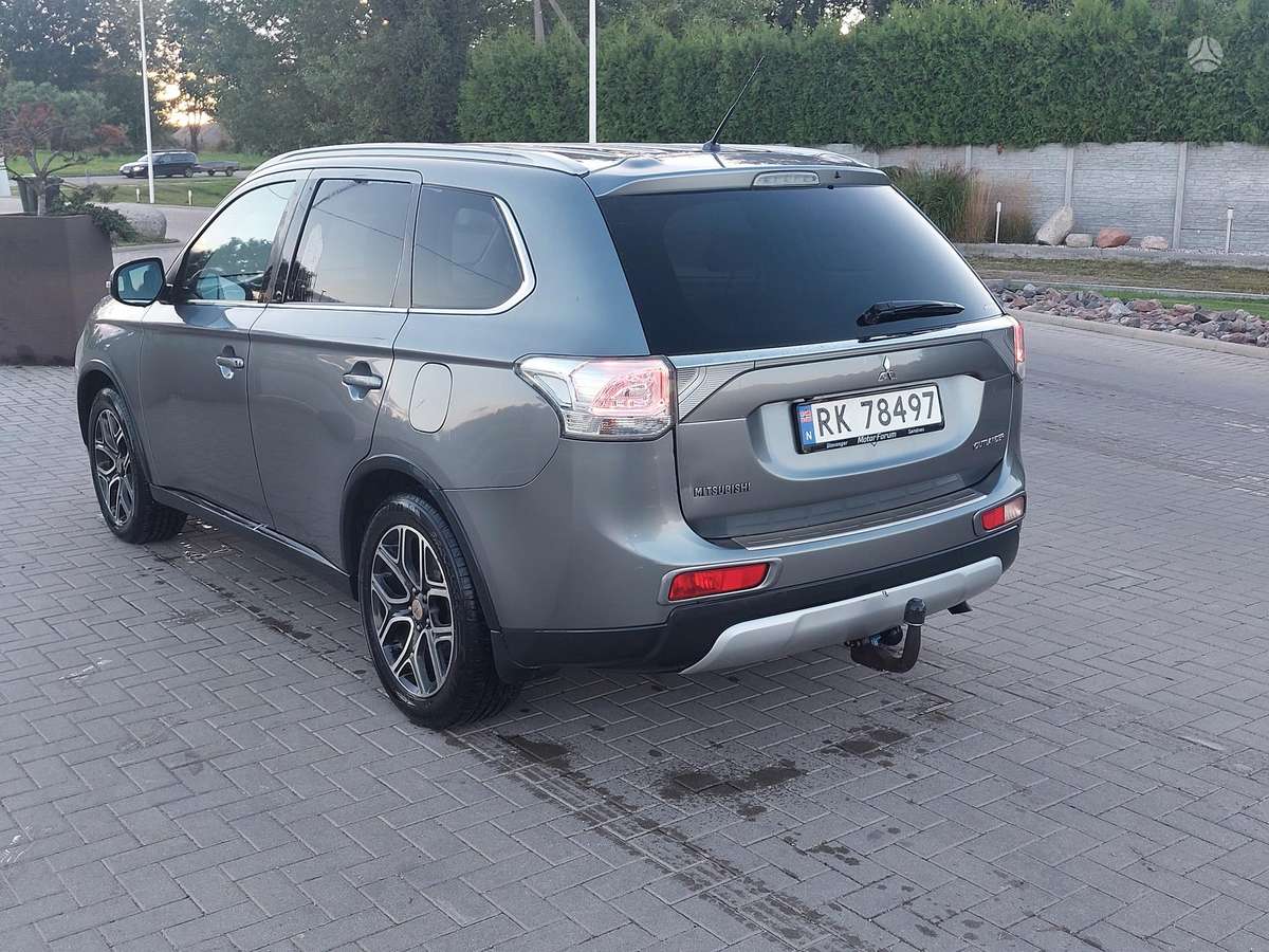 Mitsubishi Outlander 2014 — двигун 2268 cm³, 150 HP (110kW)