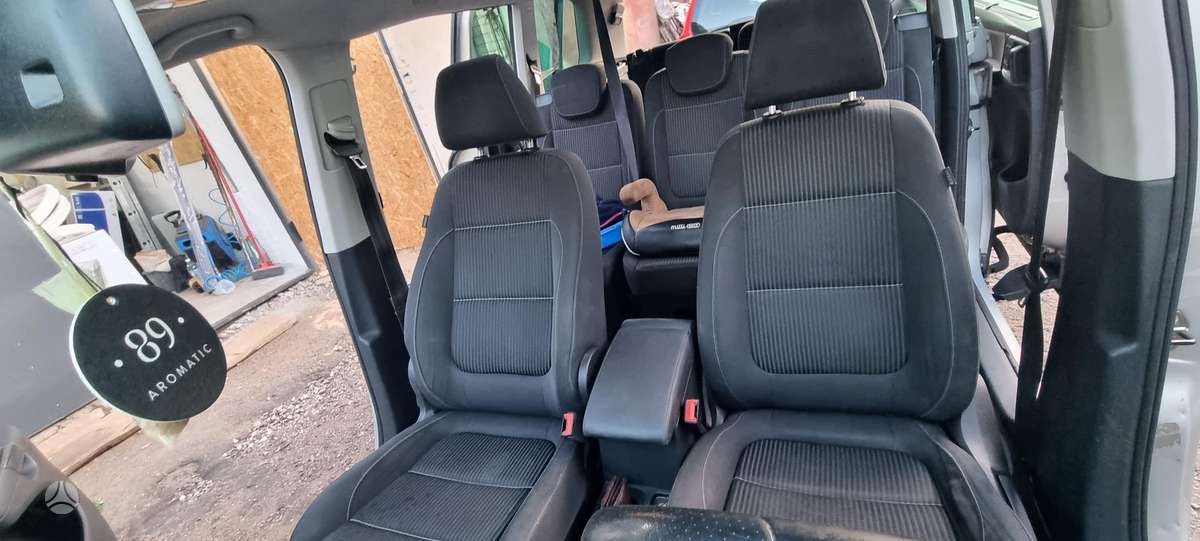 Seat Alhambra 2012 — photo 24