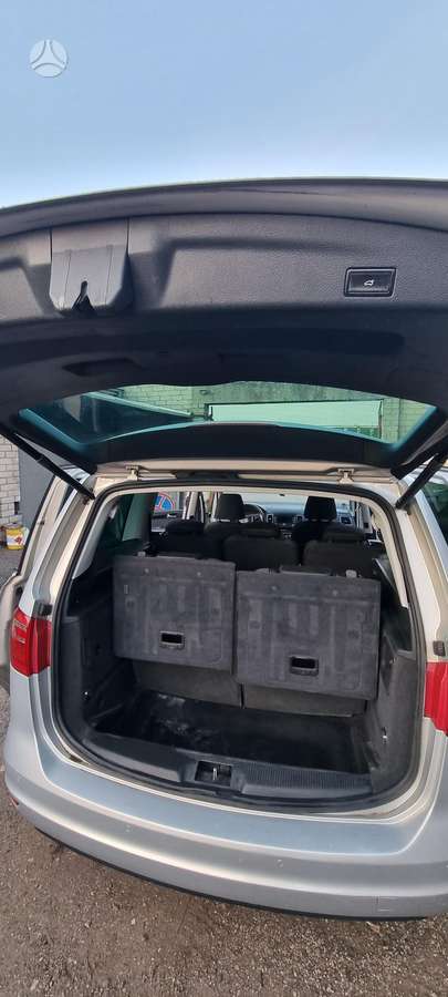 Seat Alhambra 2012 — photo 26