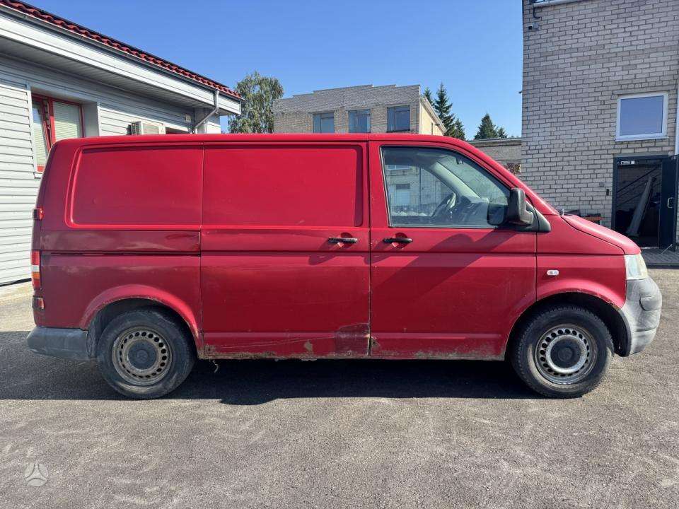 Volkswagen Transporter 2008 — двигун 2500 cm³, 131 HP (96kW)