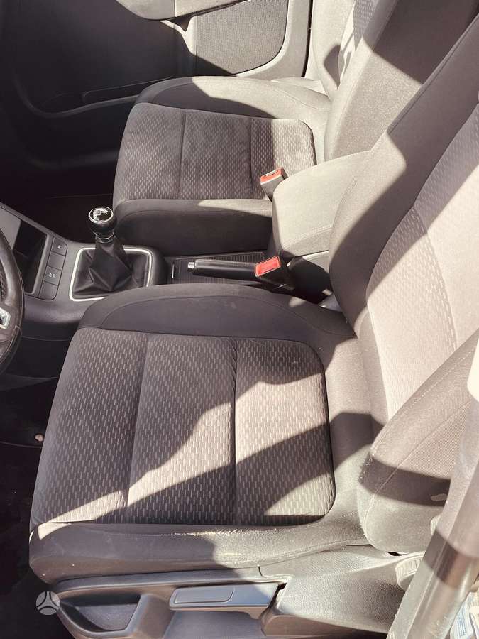 Volkswagen Golf 2009 — photo 16