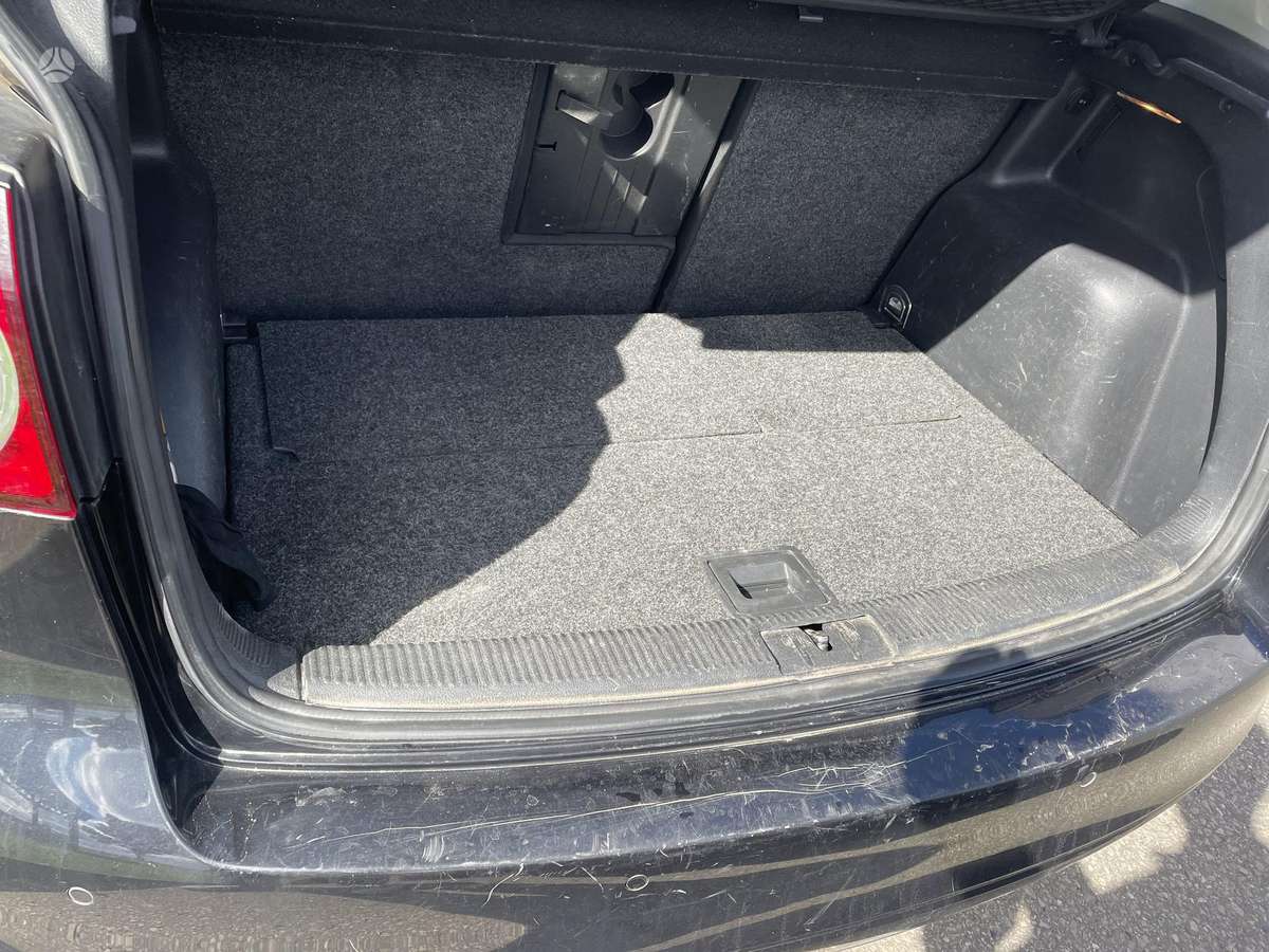 Volkswagen Golf 2009 — photo 20