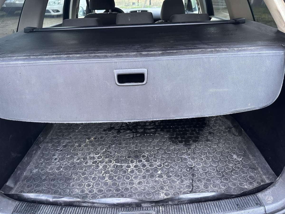 Volkswagen Golf 2012 — photo 12